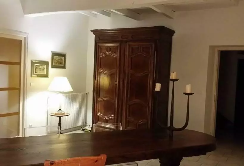 ベッドアンドブレックファースト Le Logis Du Pradet