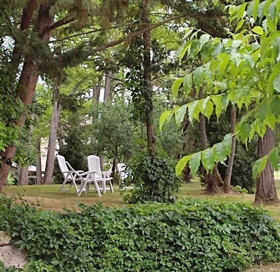 Bed and Breakfast Le Logis Du Pradet