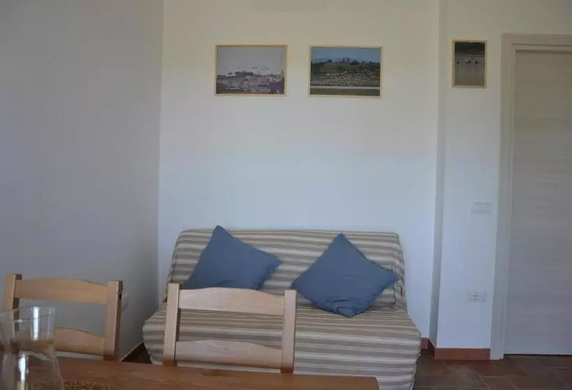 هتل Agriturismo Il Vecchio Mandorlo