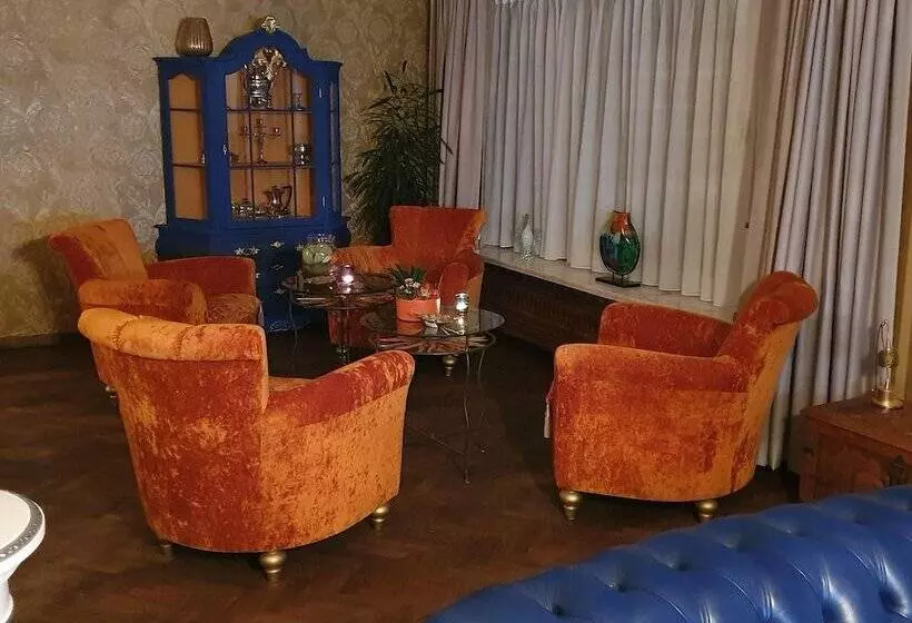 Hotelli Guesthouse Deladix