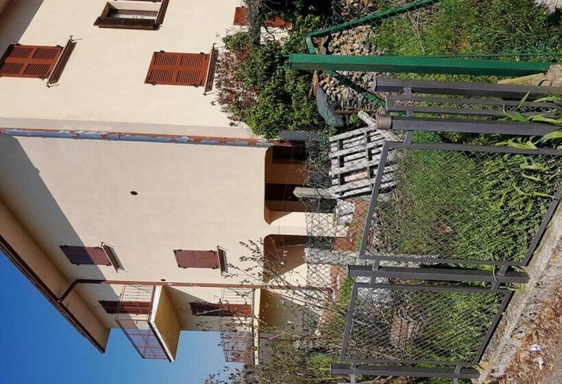 ペンション Mille Papaveri Rossi Casa Di Angela