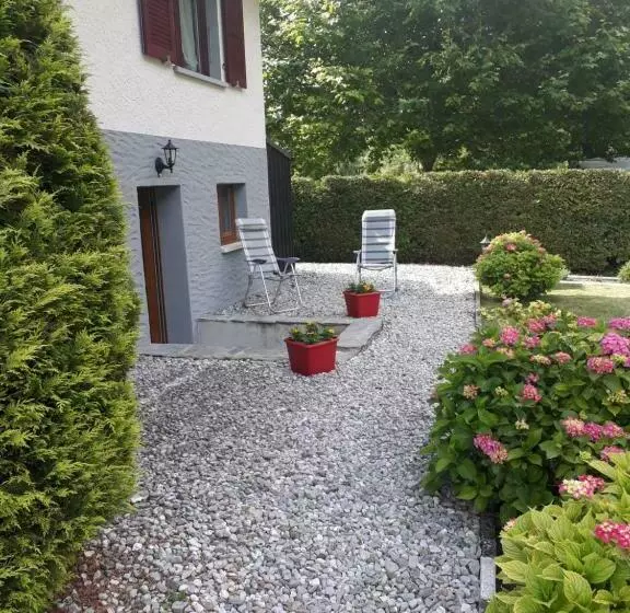 تختخواب و صبحانه Chambre D Hôtes La Choume