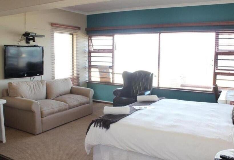 بنسيون 12 On Beach Guest House