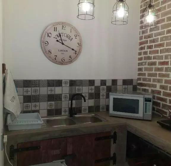 Majatalo 19 On Micro Avenue