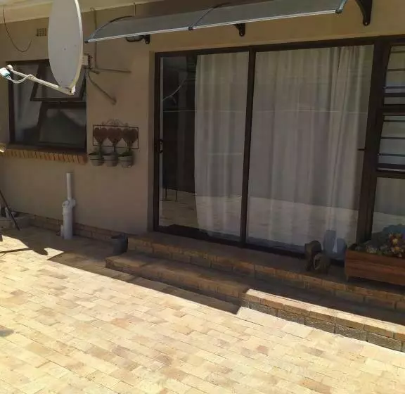 Majatalo 19 On Micro Avenue