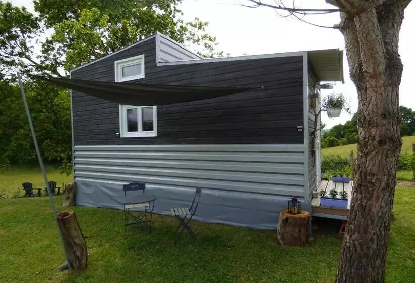 Majatalo La Tiny Des 3 Pics