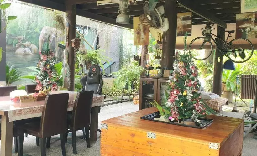 پانسیون Marin  S Home