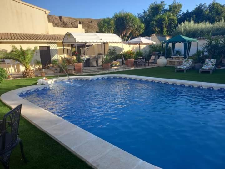 Cortijo Esquina B&b Guesthouse