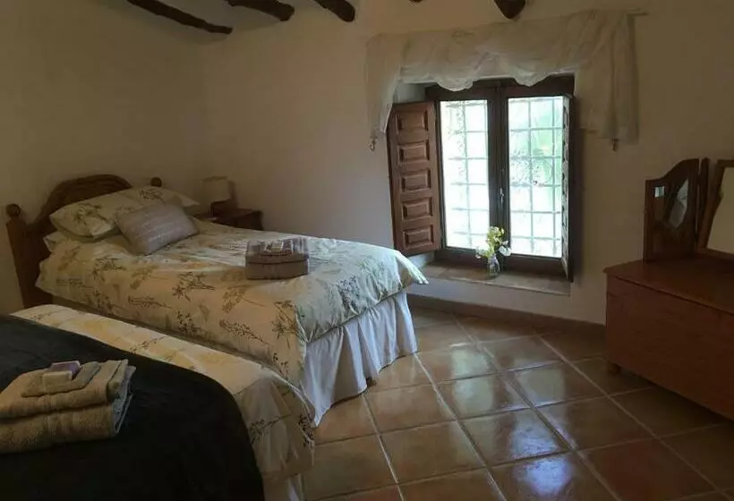 Cortijo Esquina B&b Guesthouse