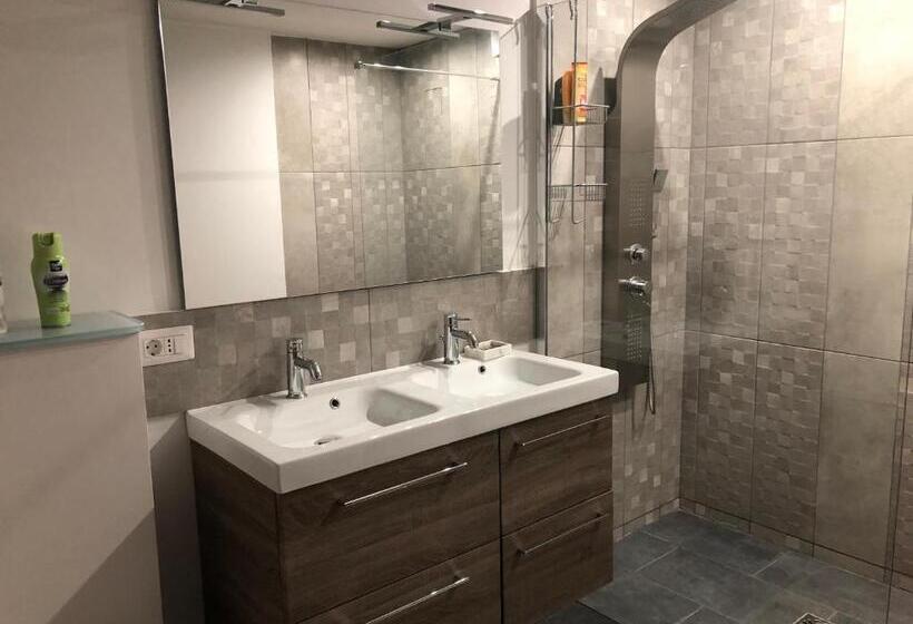 פנסיון Aux Balcons Du Riou Avec Vue Mer 180 Degrés