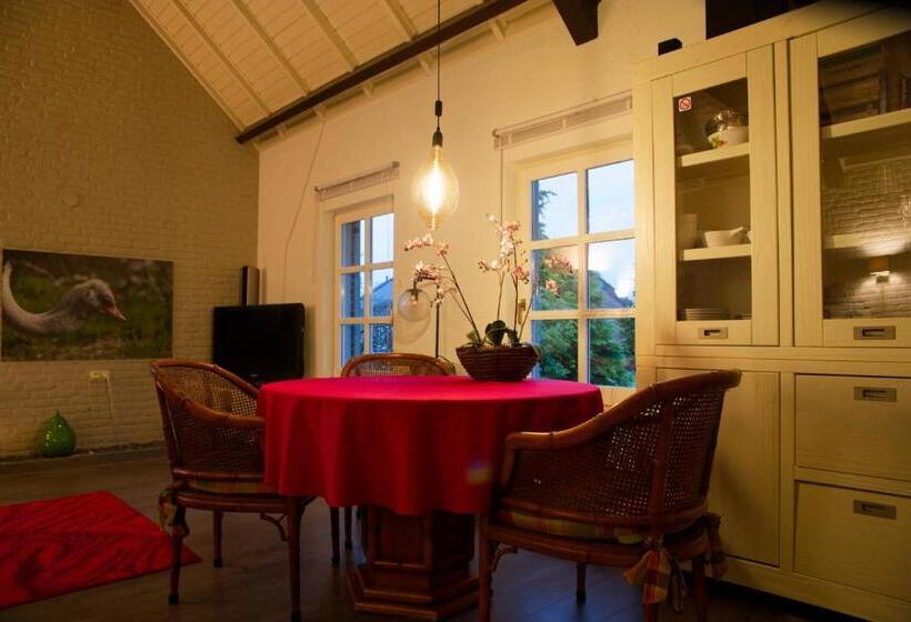 Pensió Op De Smelen 1   43 M2