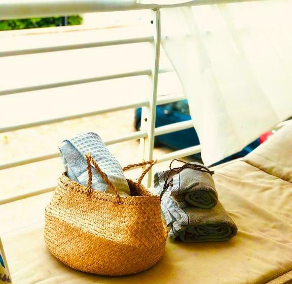 بنسيون Sweet & Cosy Room Next To The Beach