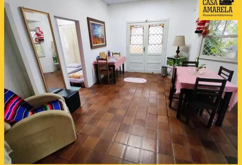 هاستل Casa Amarela Blumenau Hospedagem Alternativa