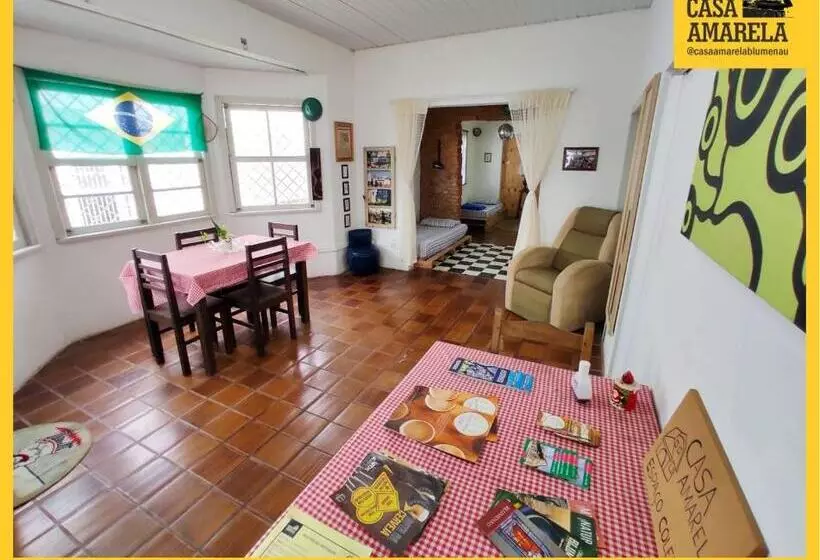 هاستل Casa Amarela Blumenau Hospedagem Alternativa
