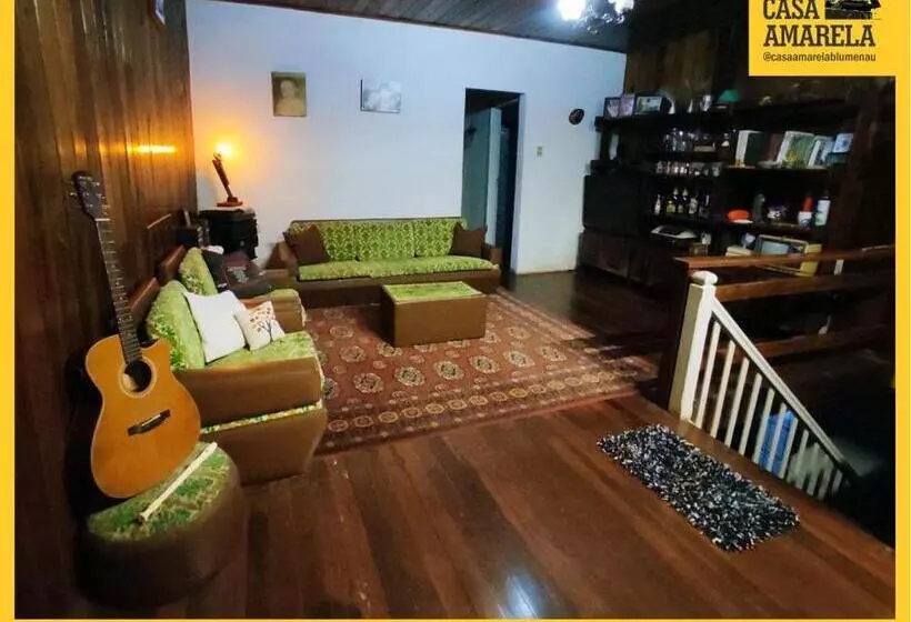 هاستل Casa Amarela Blumenau Hospedagem Alternativa