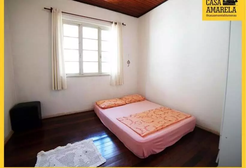 هاستل Casa Amarela Blumenau Hospedagem Alternativa