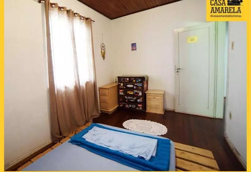 هاستل Casa Amarela Blumenau Hospedagem Alternativa