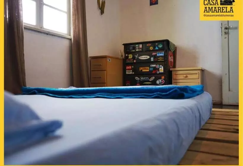 هاستل Casa Amarela Blumenau Hospedagem Alternativa