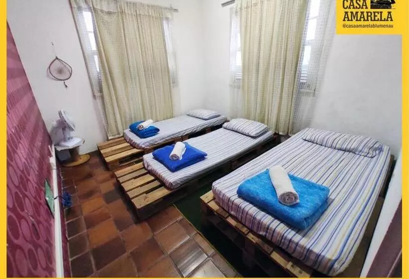هاستل Casa Amarela Blumenau Hospedagem Alternativa