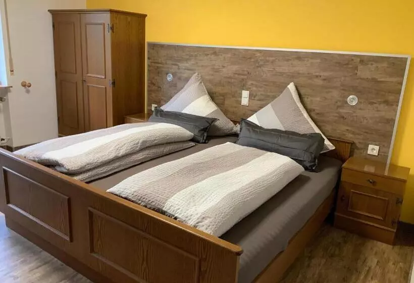 Retkeilymaja Pension Selzer