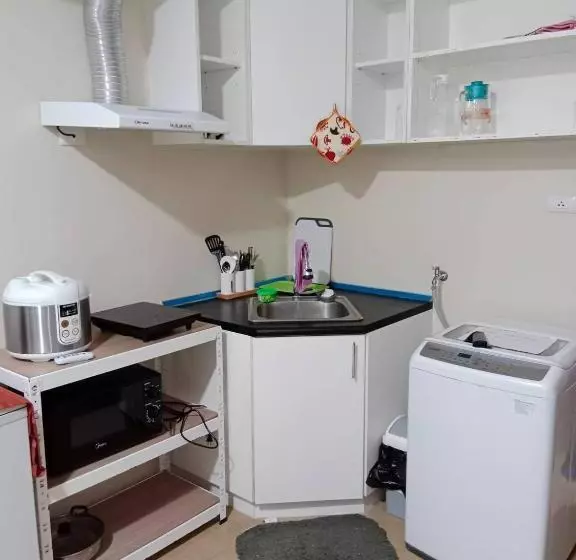 Avida Atria T2  B, Near S&r And Sm City By Denice