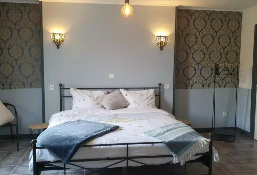 Aamiaismajoitus (B&B) Au Petit Paradis