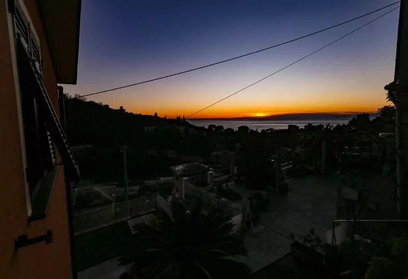 Aamiaismajoitus (B&B) Il Cuoco Pescatore, Ittiturismo Lecardònaie Du Pescòu