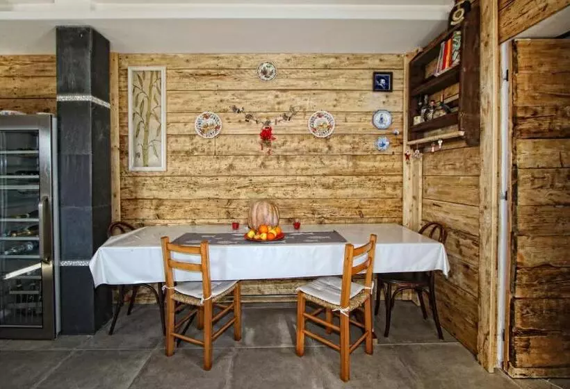 Aamiaismajoitus (B&B) Il Cuoco Pescatore, Ittiturismo Lecardònaie Du Pescòu