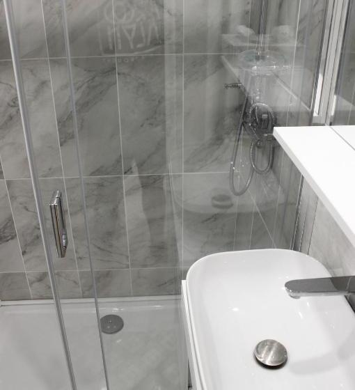 Luxury City Center Apartment – Romana