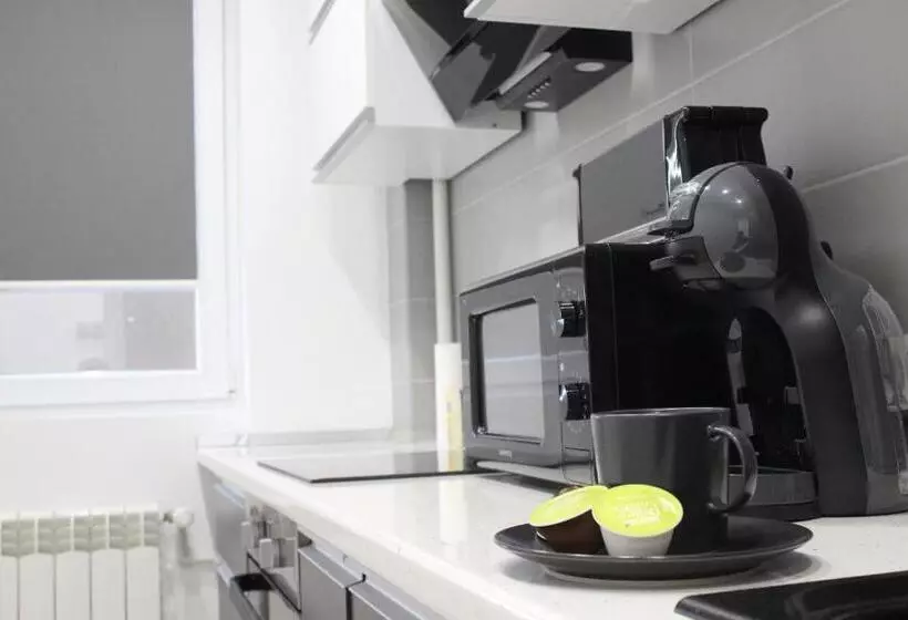 Luxury City Center Apartment – Romana