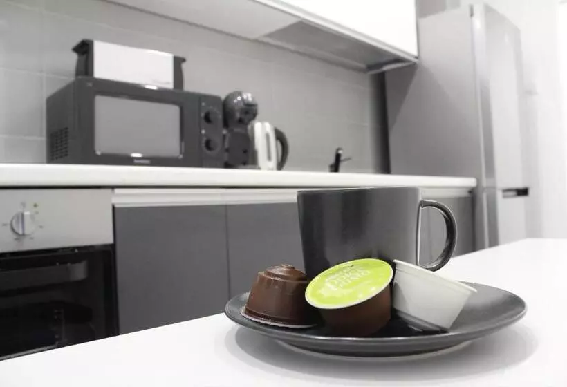 Luxury City Center Apartment – Romana