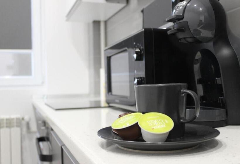 Luxury City Center Apartment – Romana