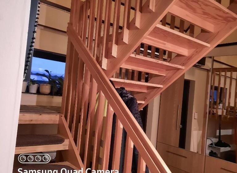 Naturnära Enkel Rum B&b I Uppsala Ramstalund