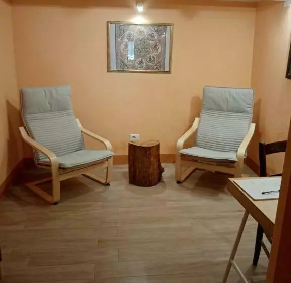 Majatalo Casa Lory Montevitozzo Frazione Sorano Camera Con Bagno Privato, Cucina E Salotto
