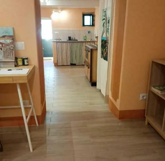 Majatalo Casa Lory Montevitozzo Frazione Sorano Camera Con Bagno Privato, Cucina E Salotto