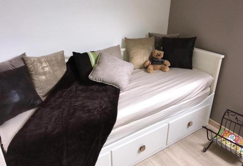 پانسیون Chambres Privées Chez Le Particulier Aéroport Lille Lesquin