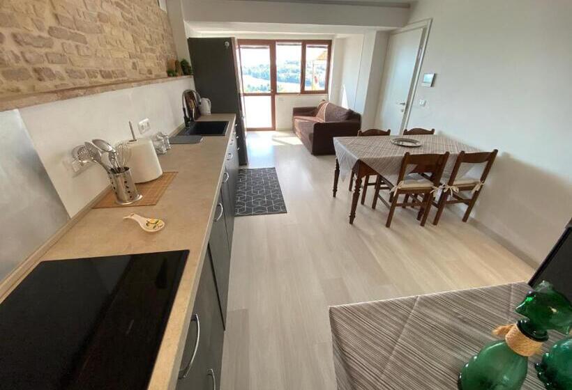 Pansiyon Red House Accomodation Potenza Picena