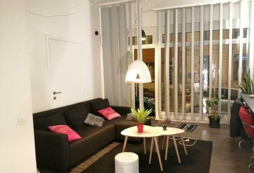 펜션 The Romantic Waterloo Lion S Suite