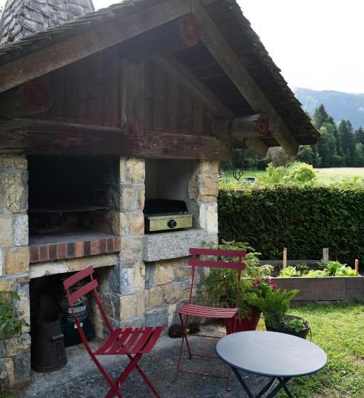 ベッドアンドブレックファースト Chalet Sur Les Monts Morzine
