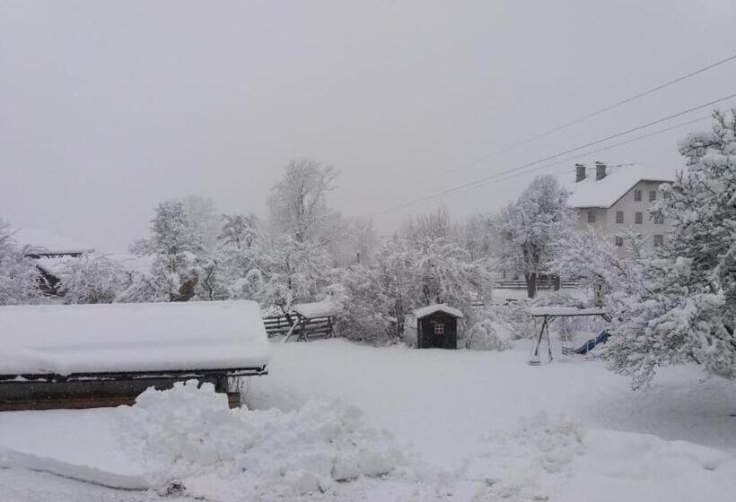 צימר Köstlhof, Familie Hassler