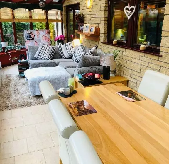 ベッドアンドブレックファースト Tranquil Accommodation In A Great Location