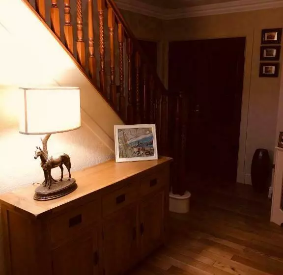 ベッドアンドブレックファースト Tranquil Accommodation In A Great Location