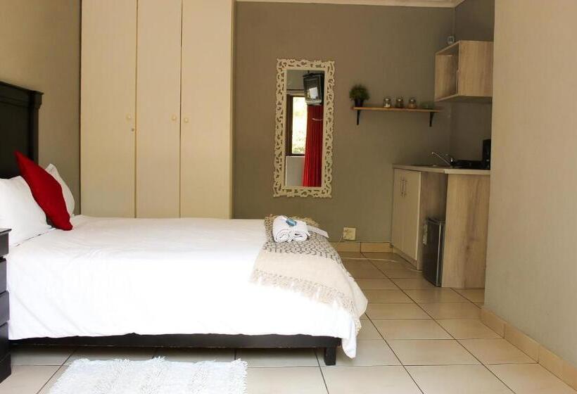 پانسیون Dumelang Executive Lodge Off Grid Solar Powered Midrand