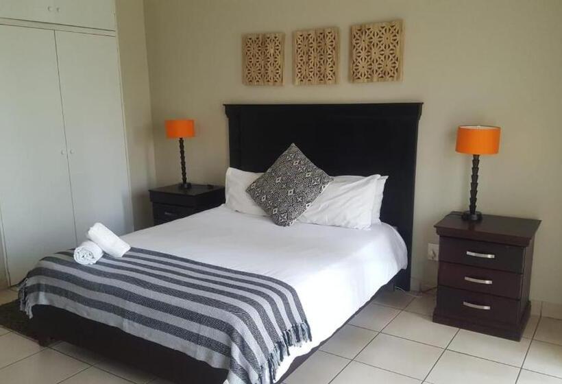 پانسیون Dumelang Executive Lodge Off Grid Solar Powered Midrand