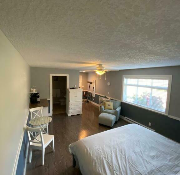 פנסיון Guest Suites On Benvenuto