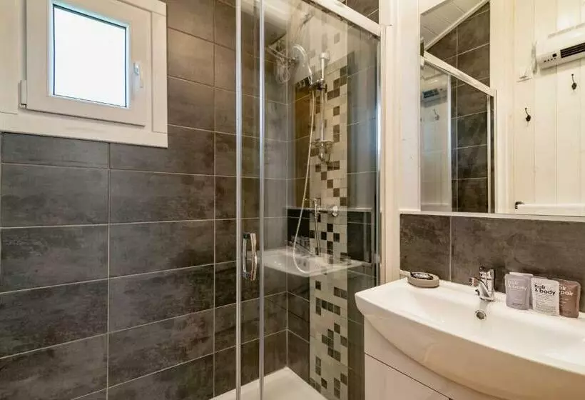 Majatalo Les Minis Homes Du Bugey   Eco Lodge City, Un Refuge En Hyper Centre