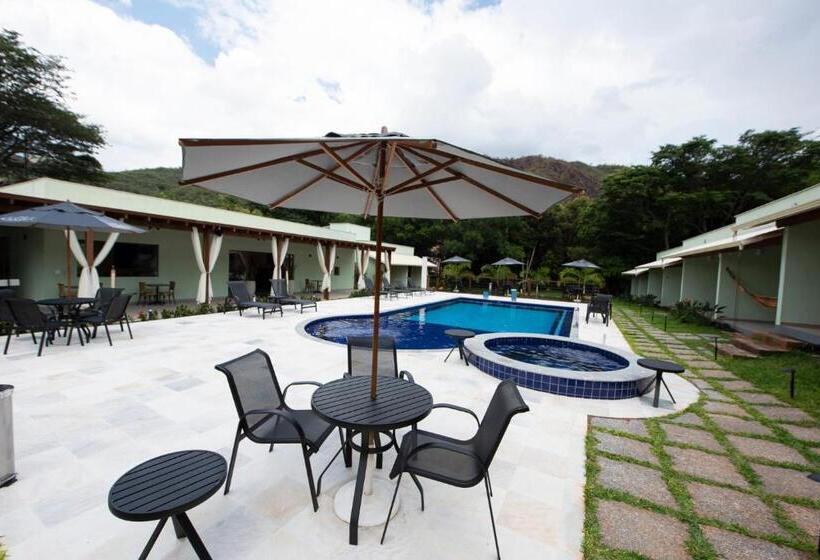 פנסיון Pousada Cantuá