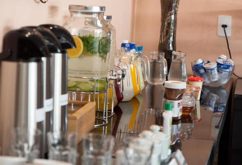 פנסיון Pousada Cantuá