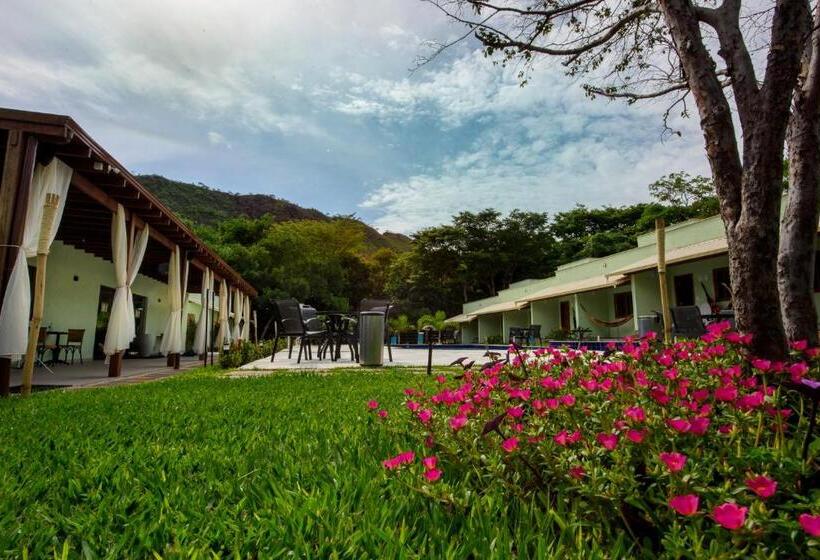 פנסיון Pousada Cantuá