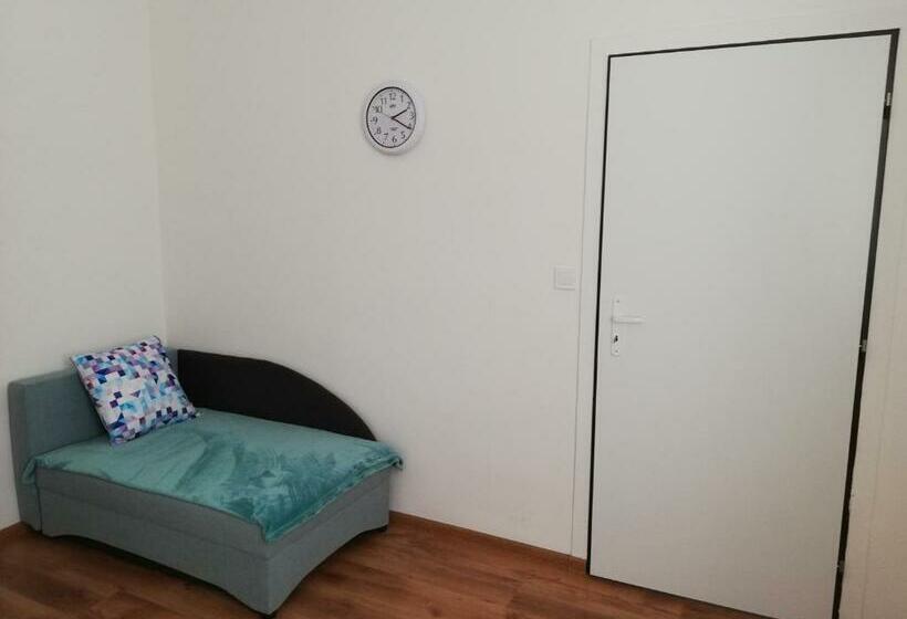 بنسيون Ubytovanie Popbal